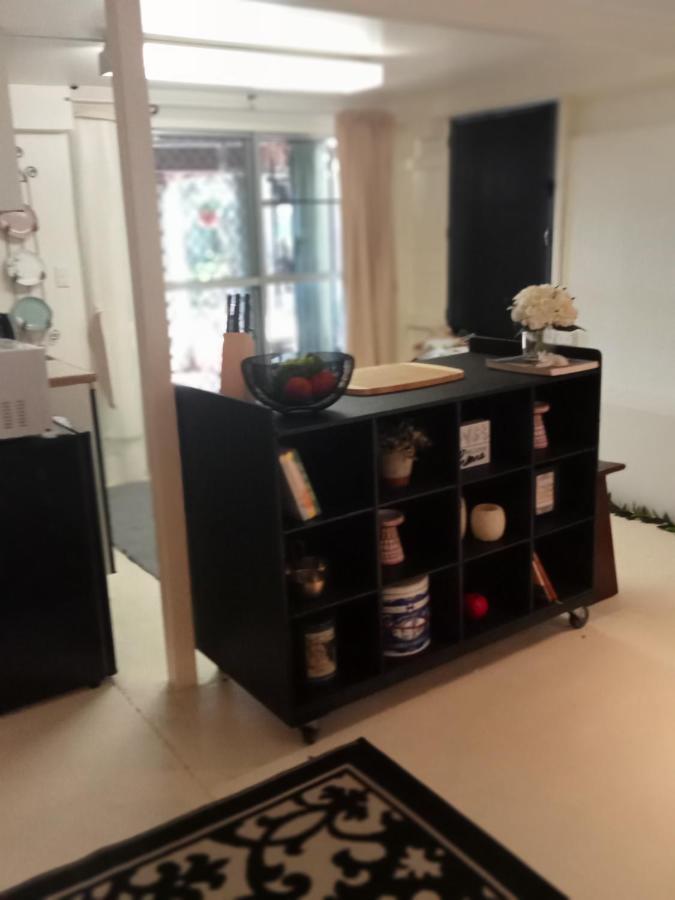 Bronnies Place Hotel Gatton Luaran gambar
