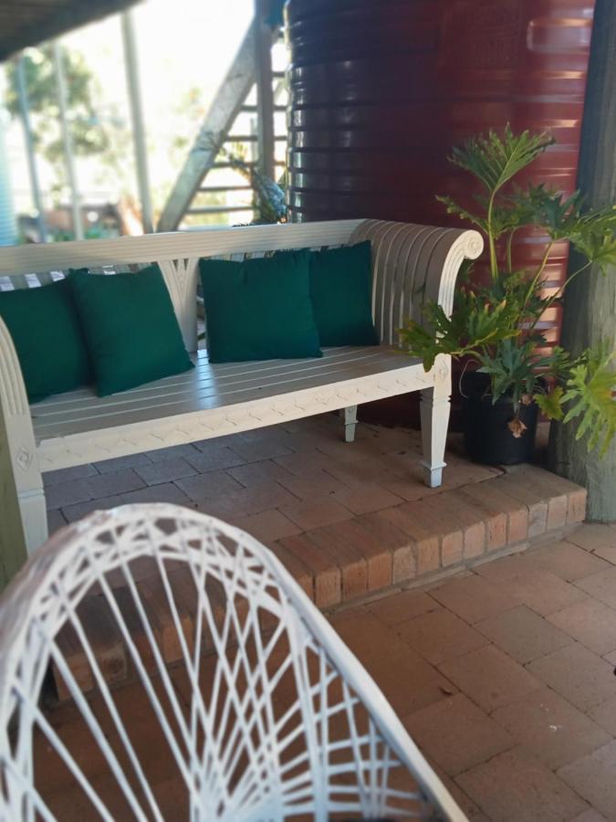 Bronnies Place Hotel Gatton Luaran gambar